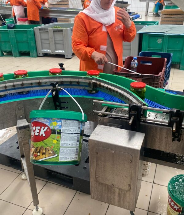 dönüş konveyör sistemi ürün yönlendirme mekanizması üretim hattı bandı